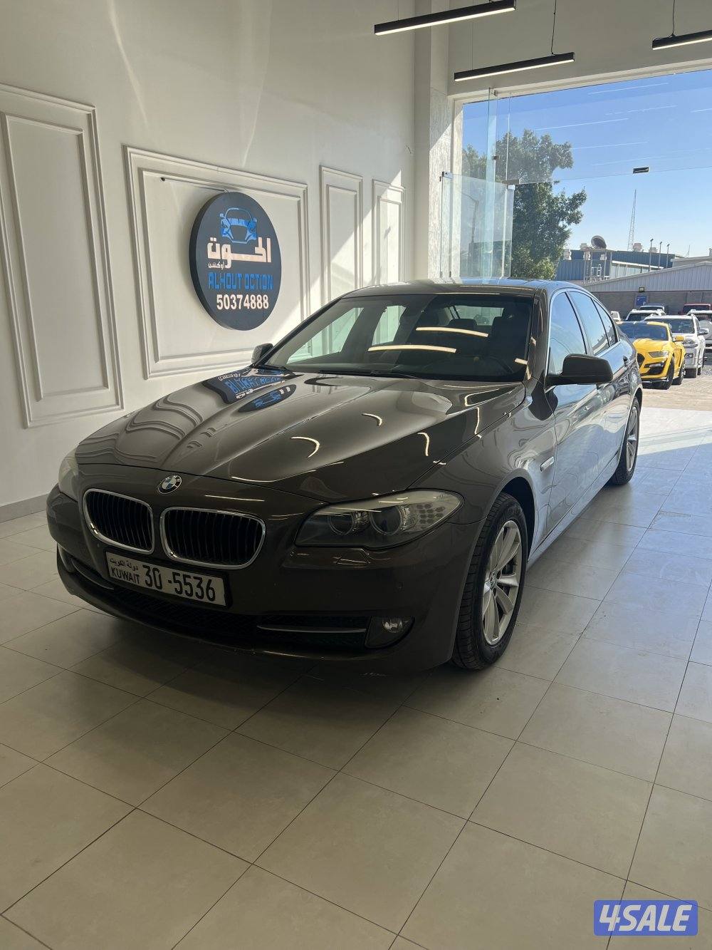 BMW530//20130
