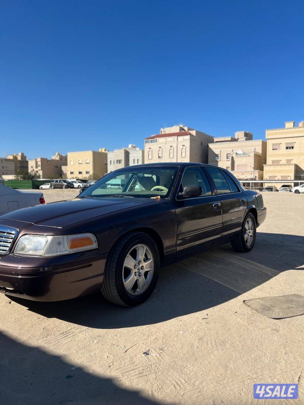 فورد فكتوريا 20110