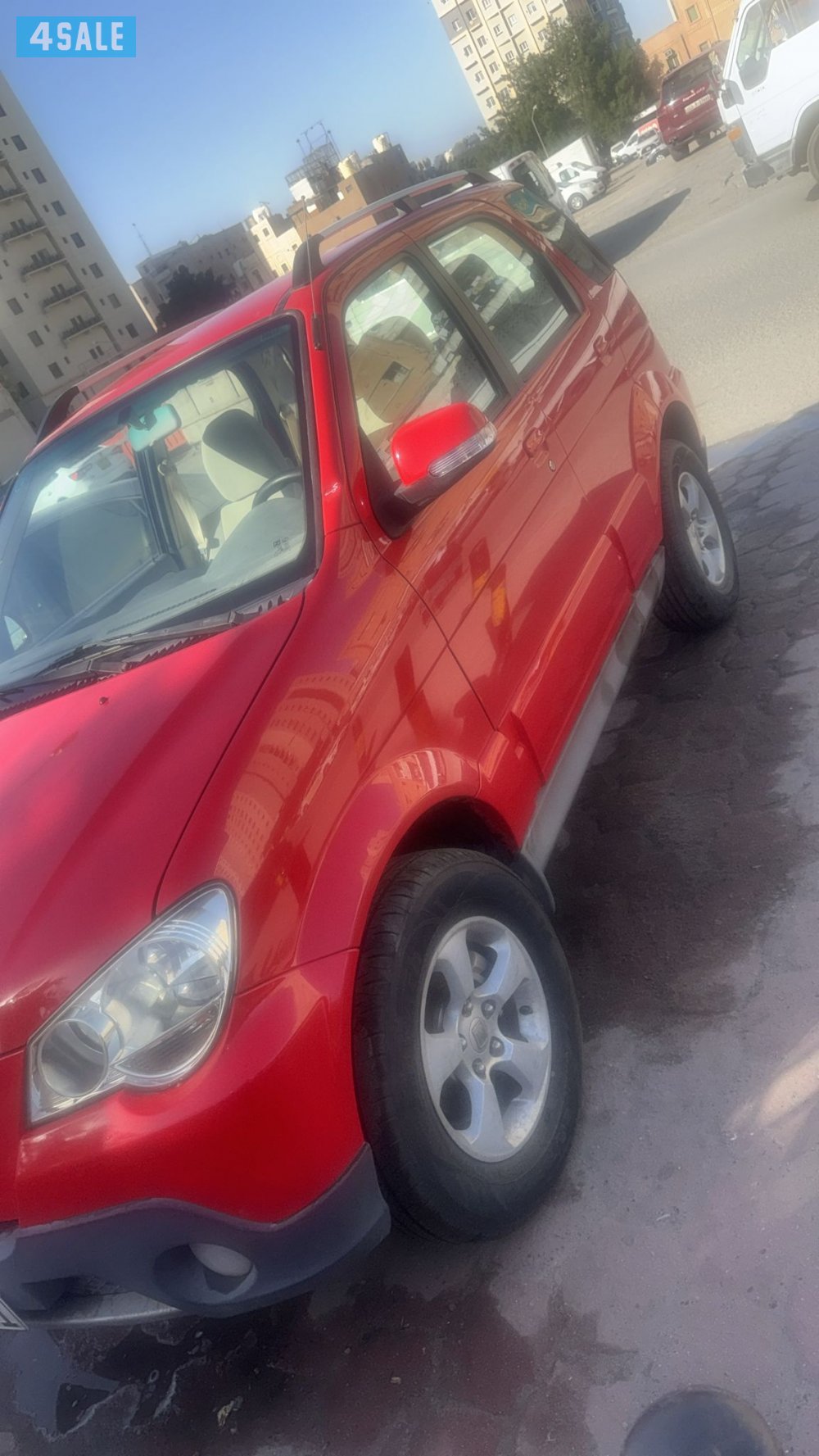 للبيع جيب زوتي موديل 2013 صيني4