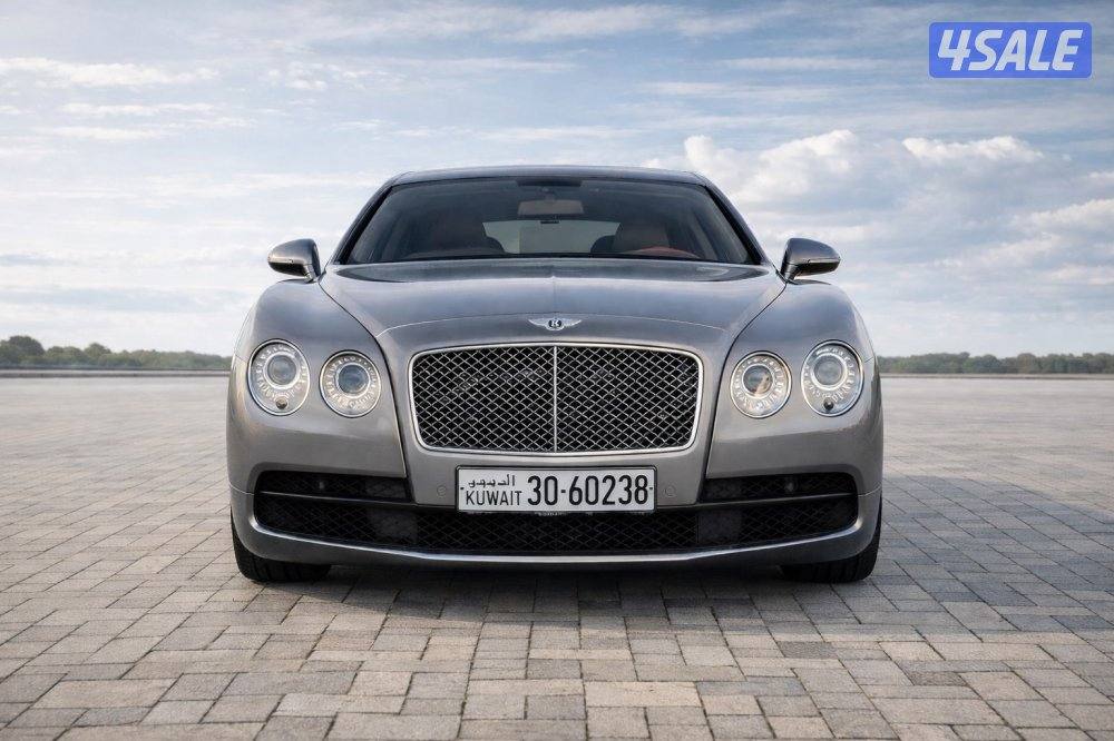 بنتلي فلاينج سبير V8 موديل ٢٠١٥ سيرفيس الوكالة ماشي ٦٨ ألف أعلى درجة2