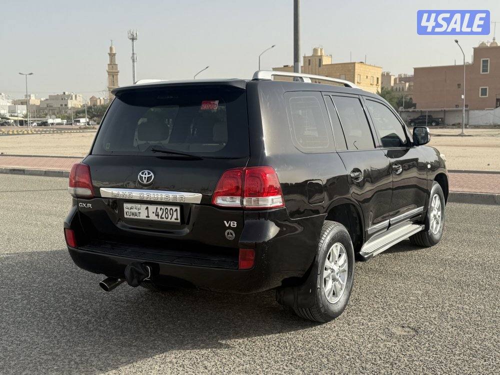 لانكروزر 8 سلندر4