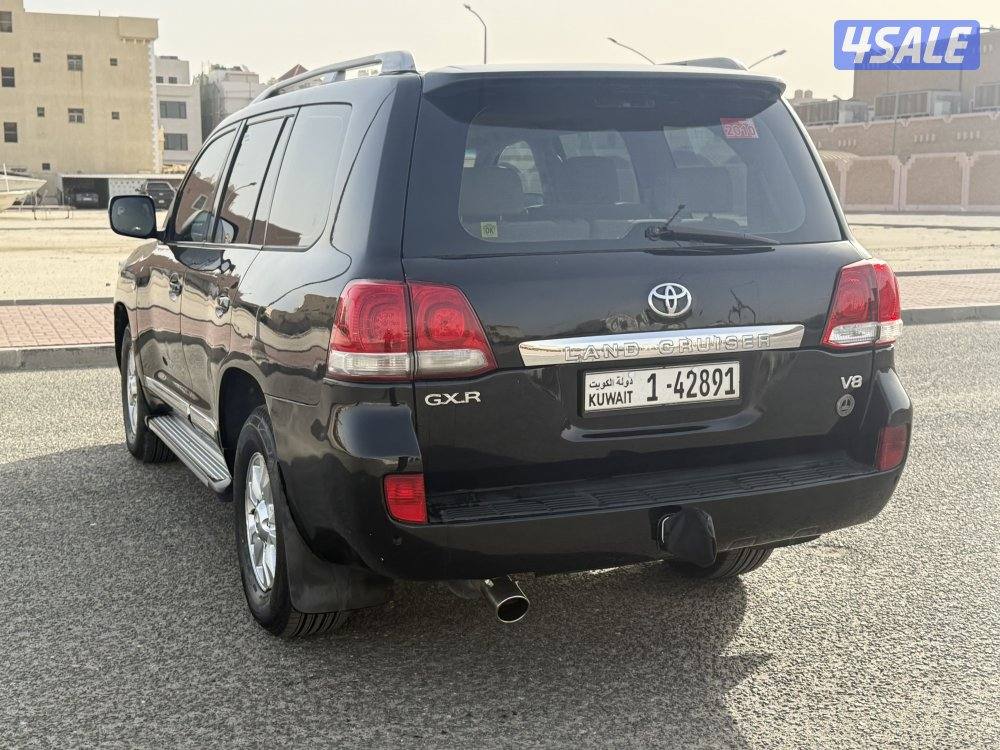 لانكروزر 8 سلندر5