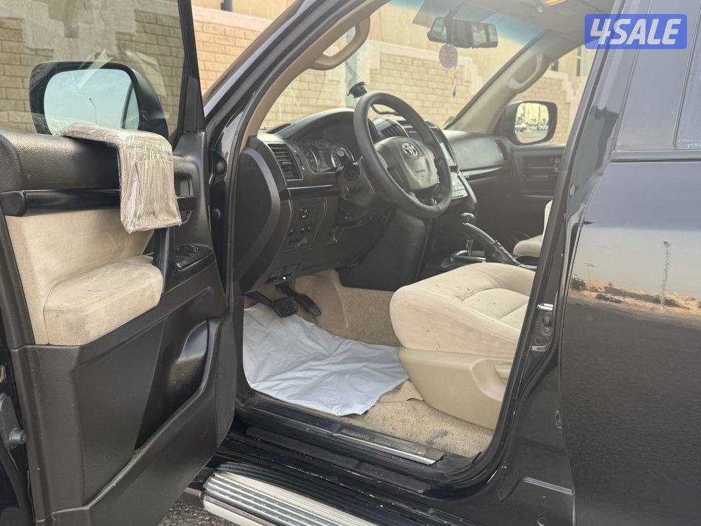 لانكروزر 8 سلندر6