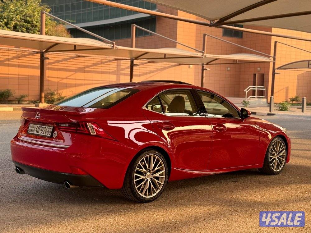 للبيع is200t بحالة الوكاله2