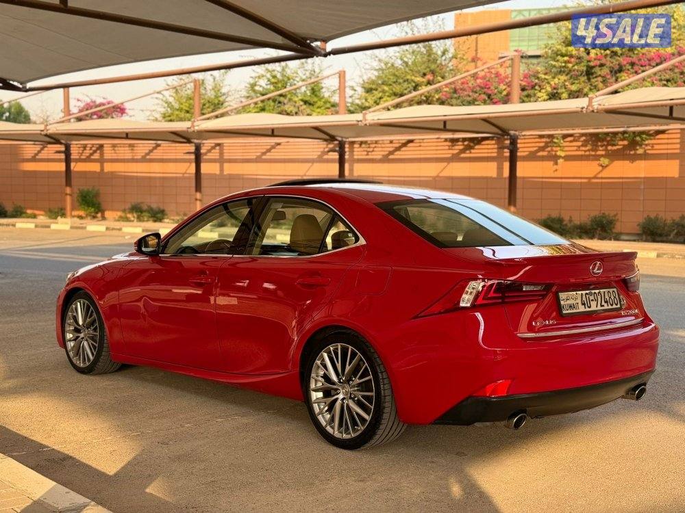 للبيع is200t بحالة الوكاله3