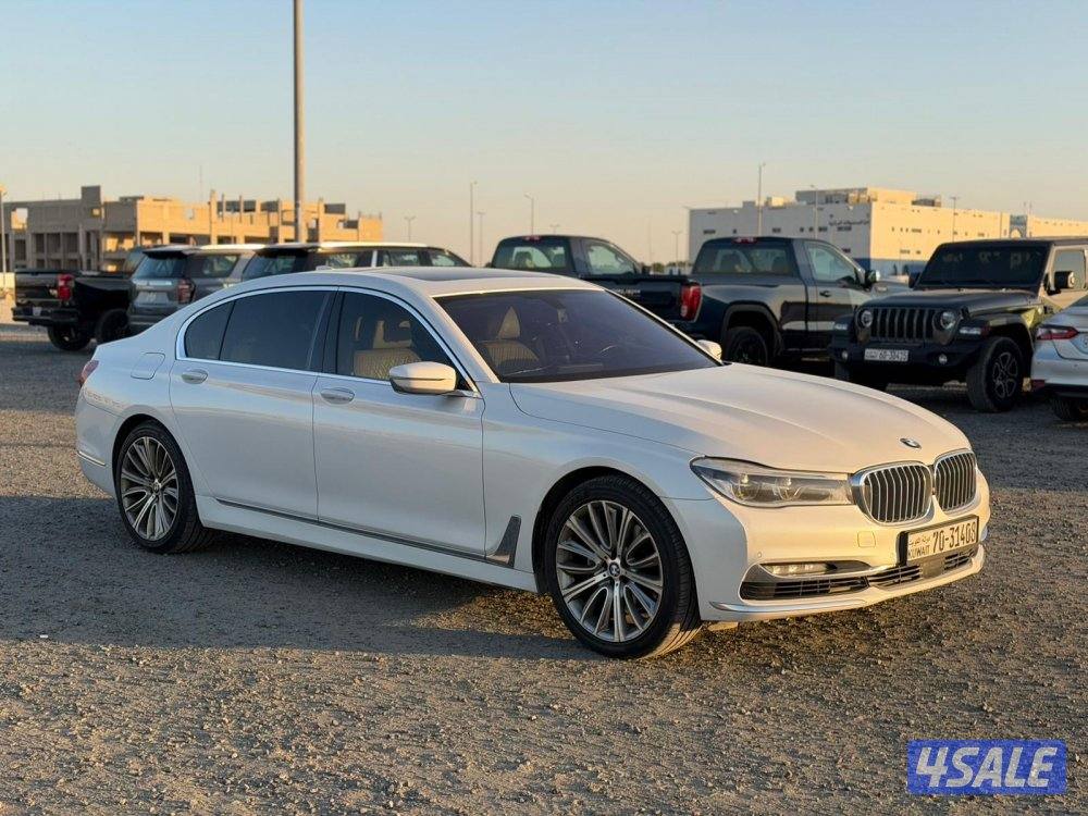 بي ام 740 مواصفات الخمسين الفل0