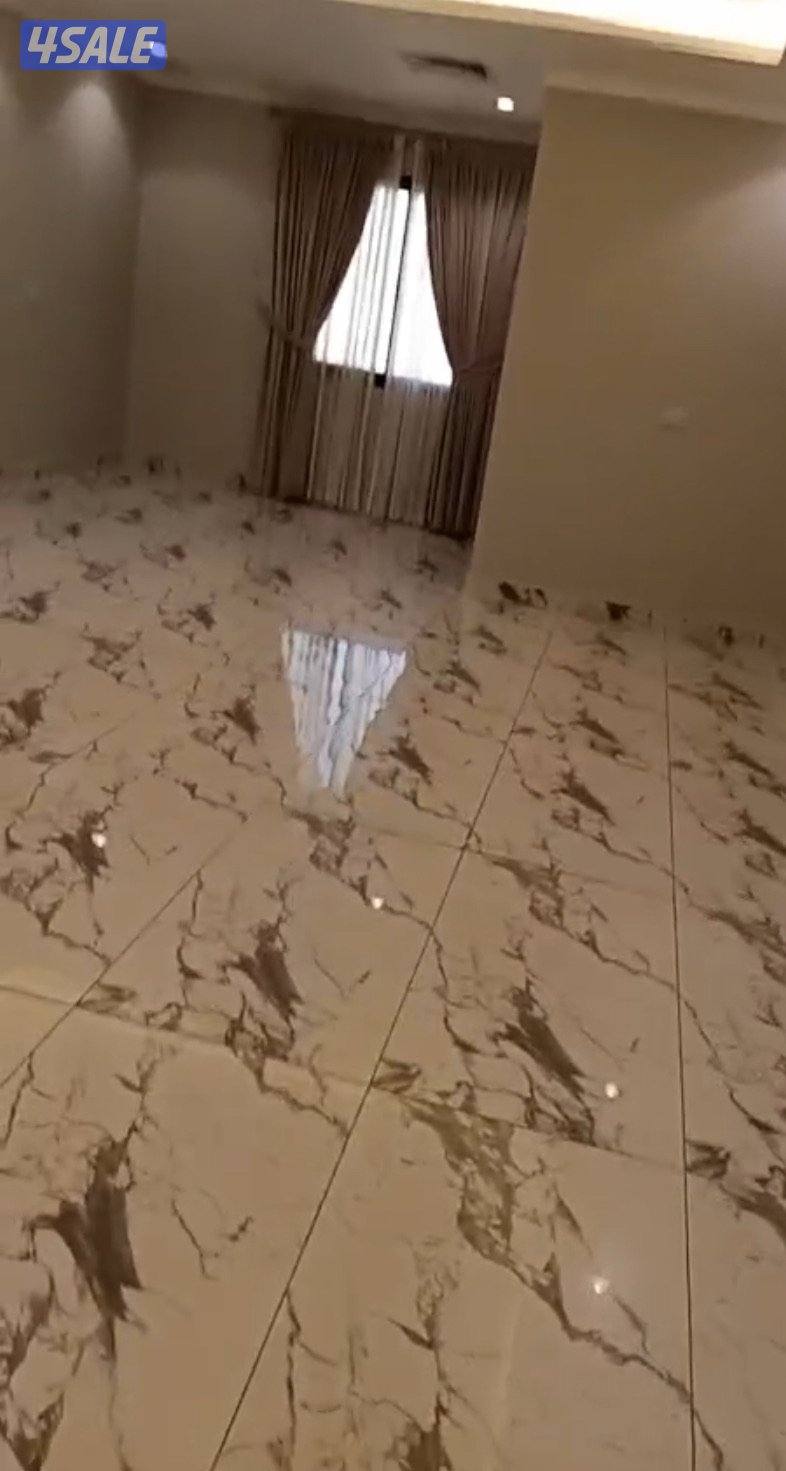 للايجار شقة ديلوكس  4 غ 4 حمام مطبخ وصاله  وغرفه ش الرابية علي الخامس1