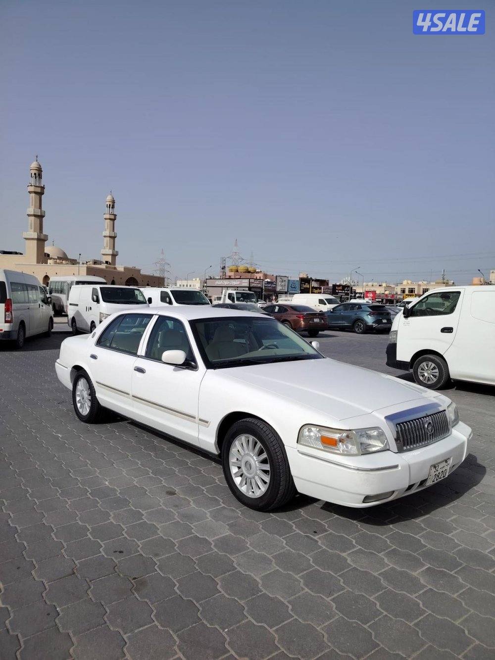 فورد ماركيز XL المجموعه 2009 بحاله الوكاله عداد 179 الف1