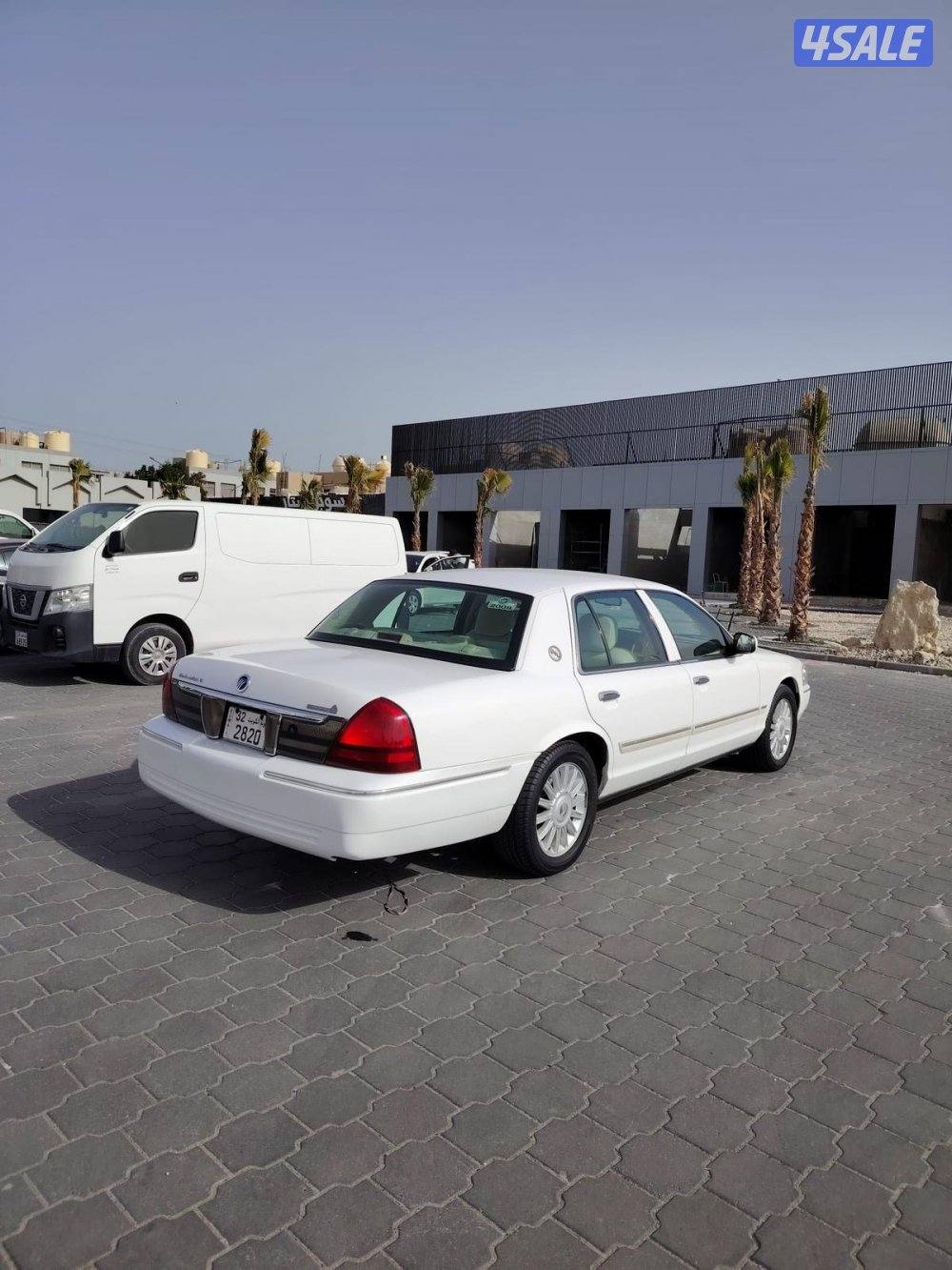 فورد ماركيز XL المجموعه 2009 بحاله الوكاله عداد 179 الف2