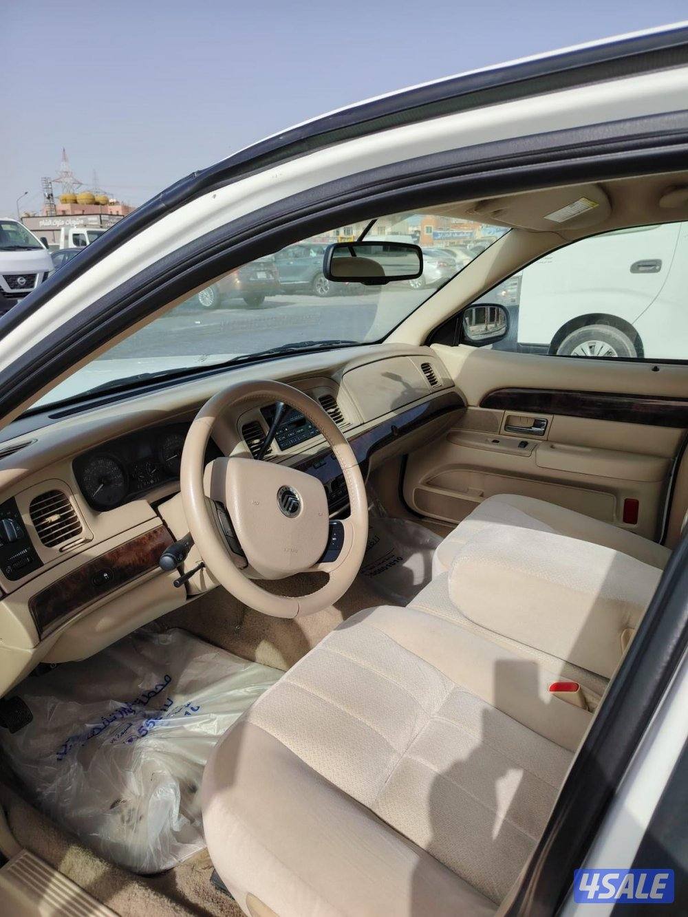 فورد ماركيز XL المجموعه 2009 بحاله الوكاله عداد 179 الف4