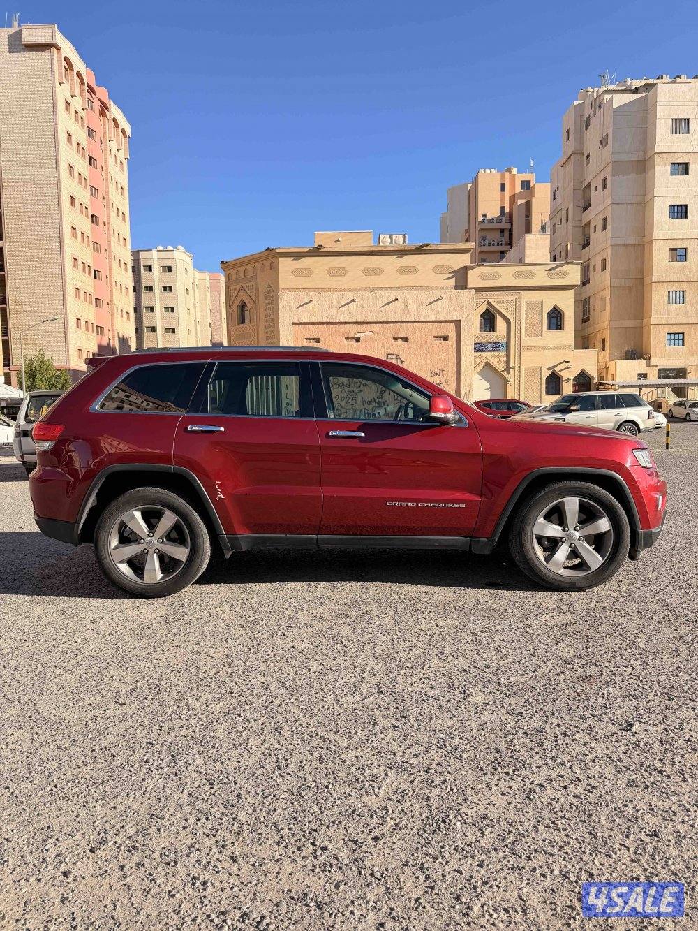 جراند شيروكي ليميتد ٢٠١٤1