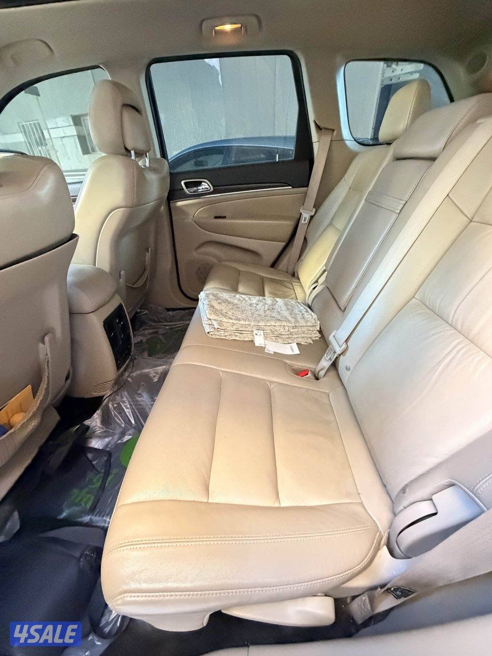 جراند شيروكي ليميتد ٢٠١٤12