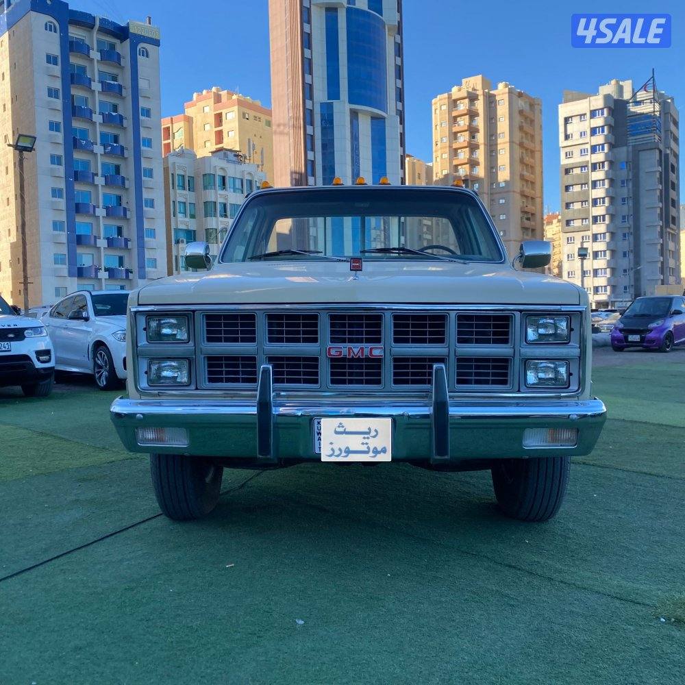 بيع🔺شراء🔺تثمين

للبيع جمس اساس
موديل 1982 

قير عادي2