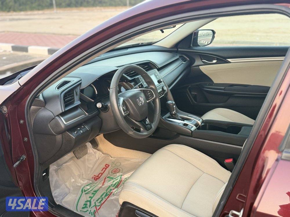 هوندا سيفيك - موديل 2020 - عداد 82 - وارد الغانم - بحاله الوكاله5