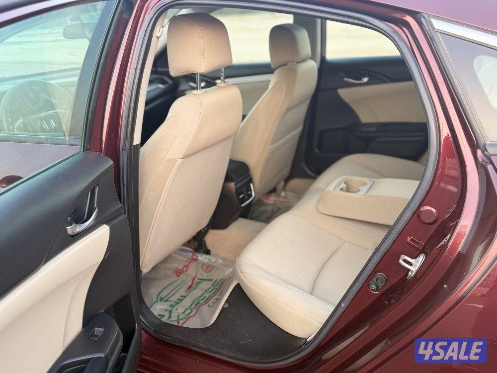 هوندا سيفيك - موديل 2020 - عداد 82 - وارد الغانم - بحاله الوكاله7