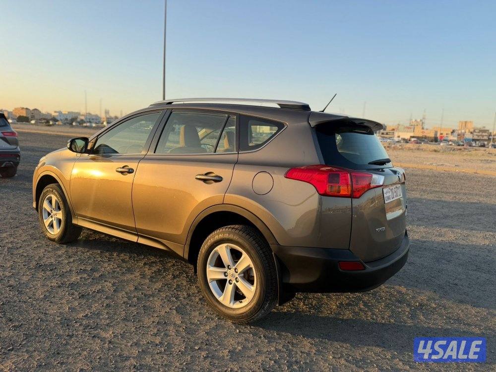 راف فور 2013 عداد قليل ونظيف3