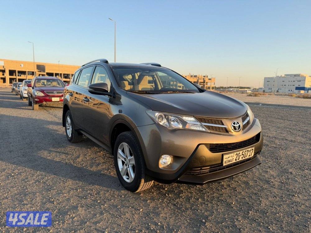 راف فور 2013 عداد قليل ونظيف10