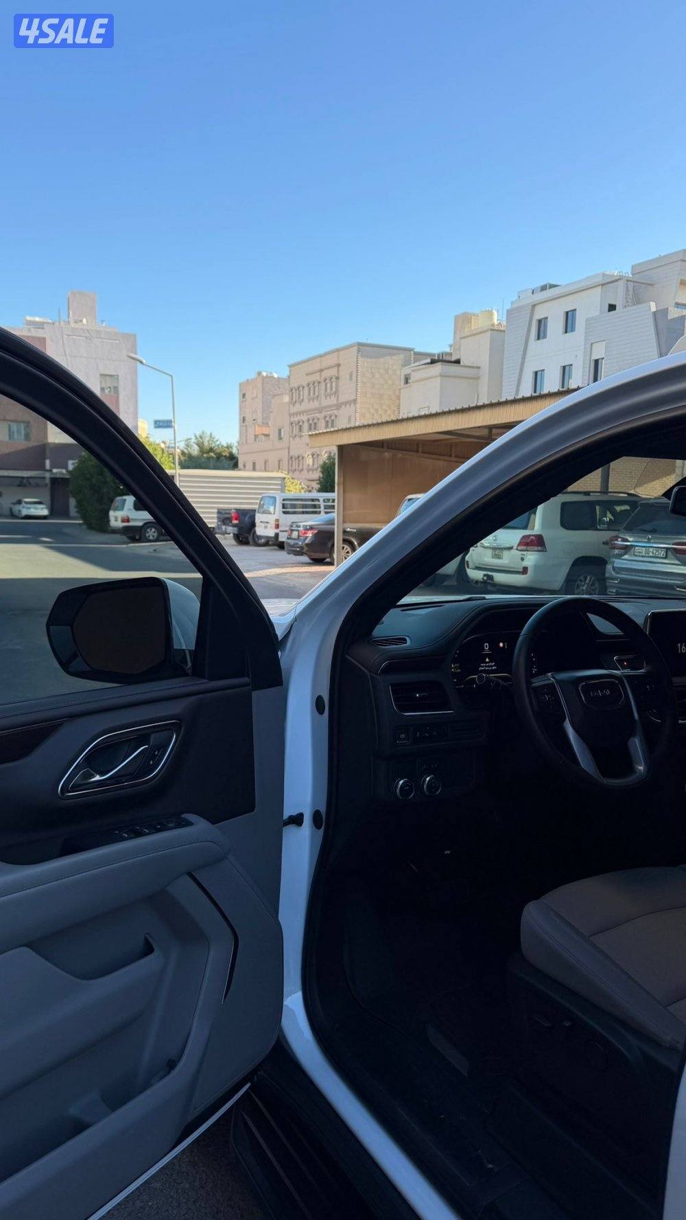 يوكن SLE موديل 2024 ماشي 13,000 الف3