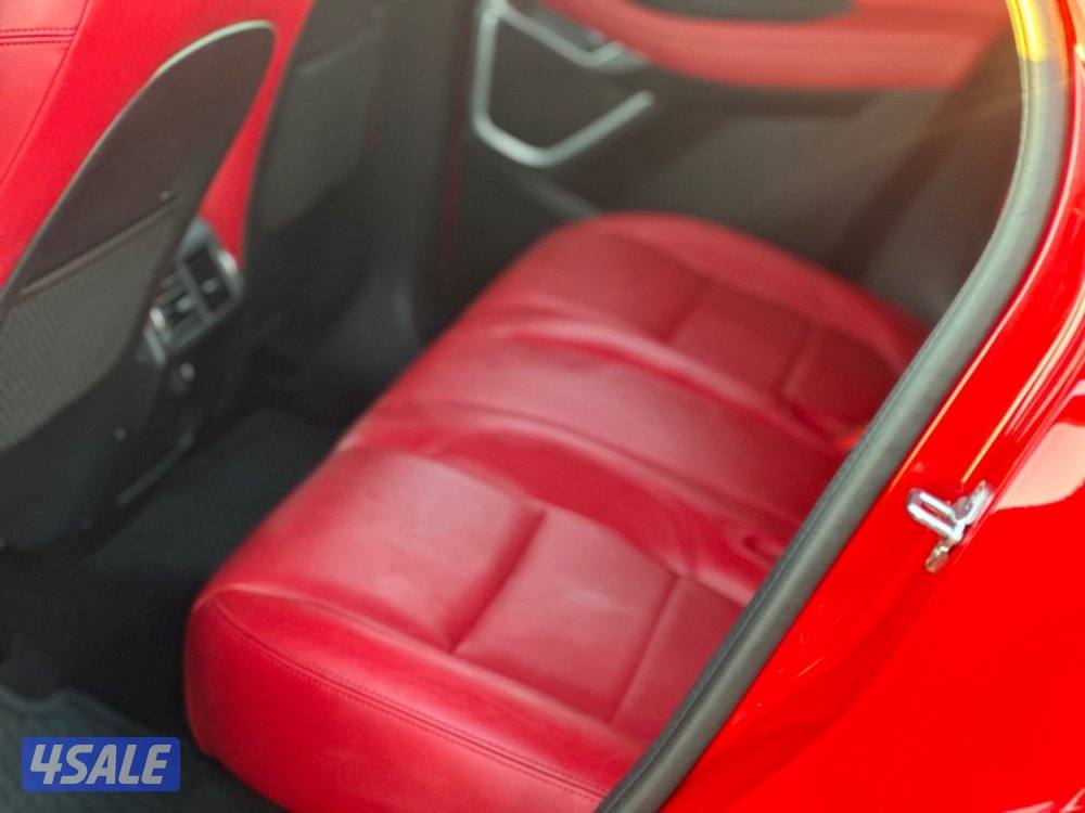 للبيع جاكوار E-PACE داينامك S ماشي ٨٤ الف كيلو6