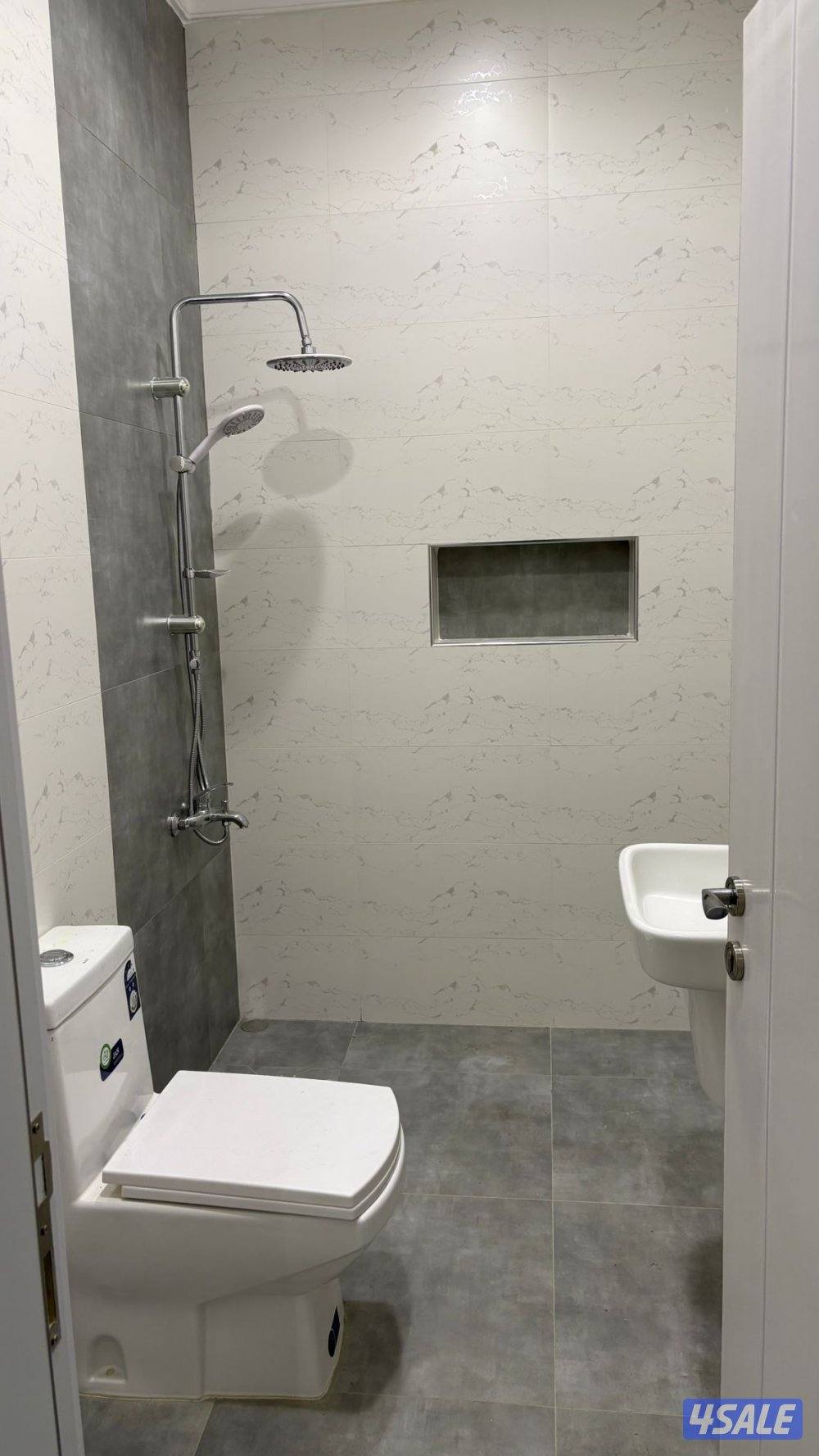 شقة ٣غ ٣خ مطبخ وصالة وغ خ5