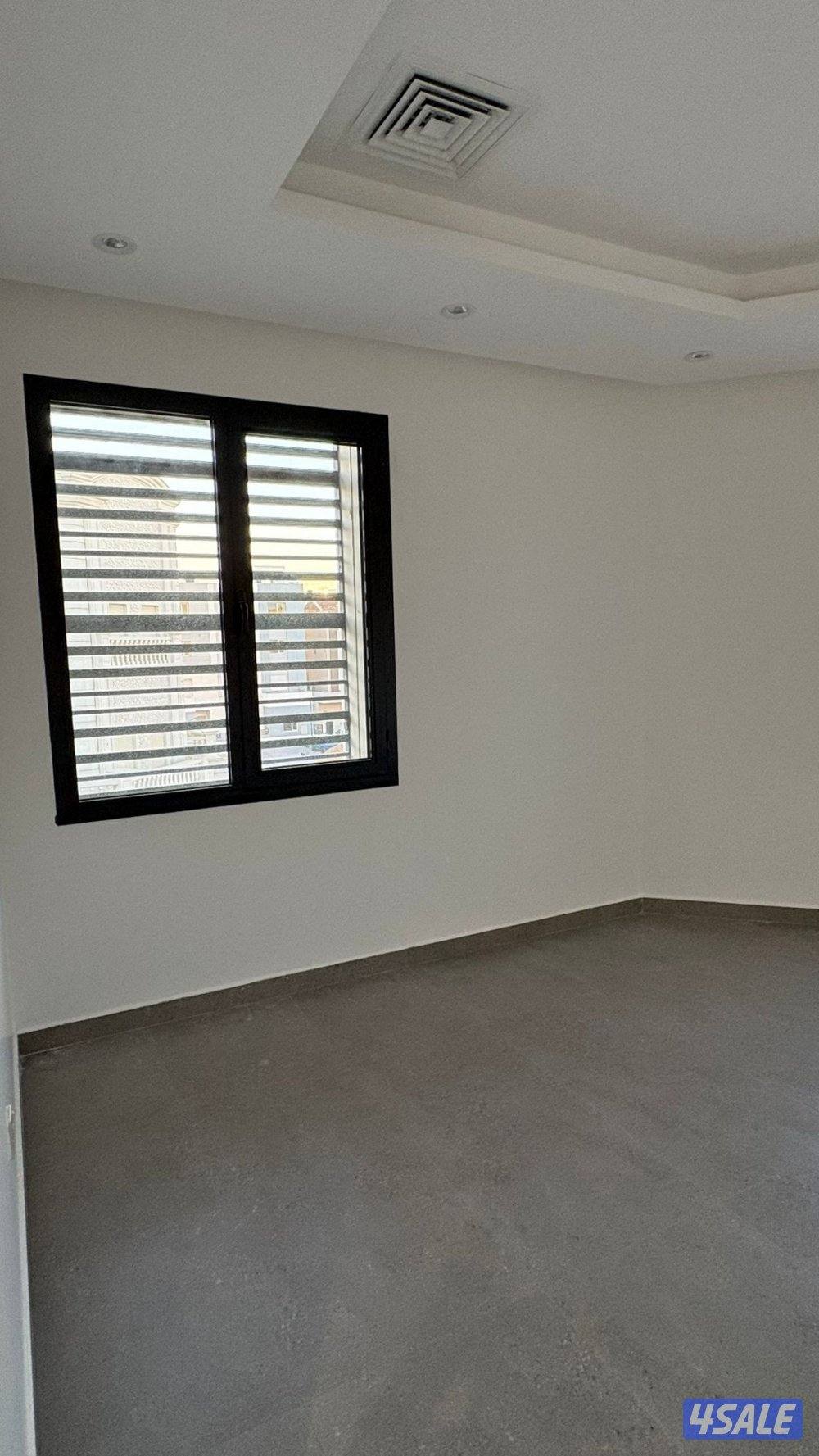 شقة ٣غ ٣خ مطبخ وصالة وغ خ8