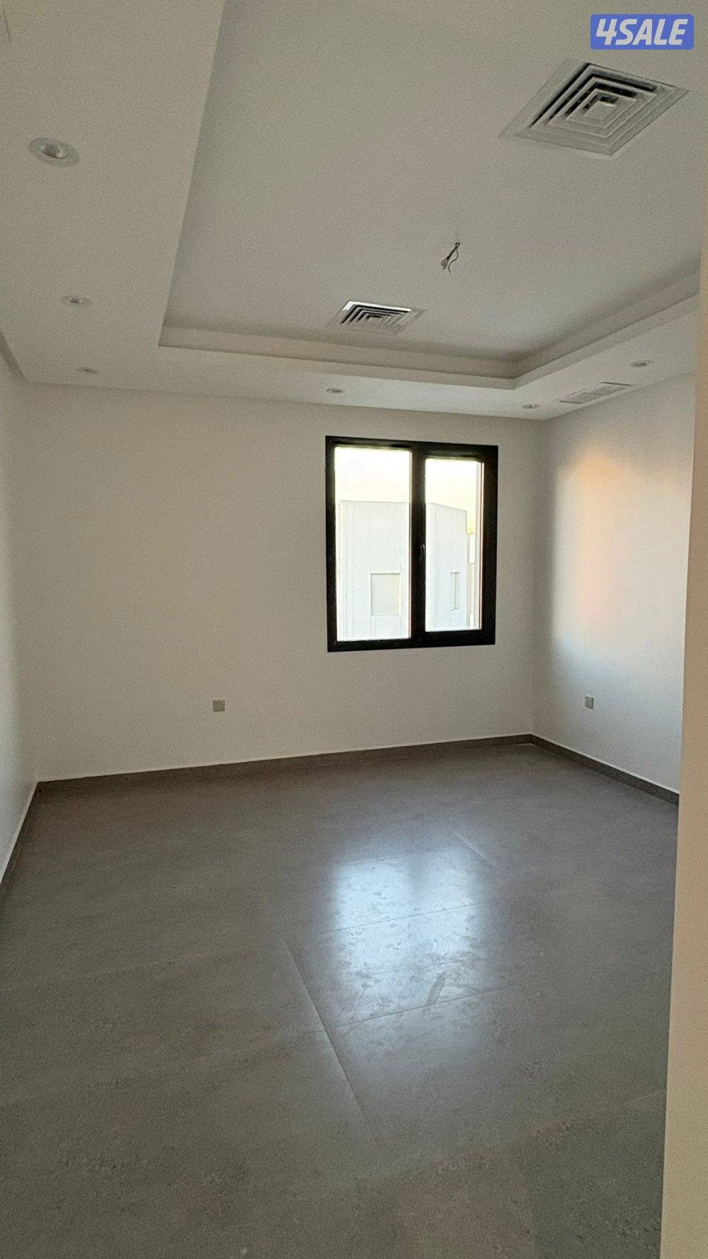 شقة ٣غ ٣خ مطبخ وصالة وغ خ9