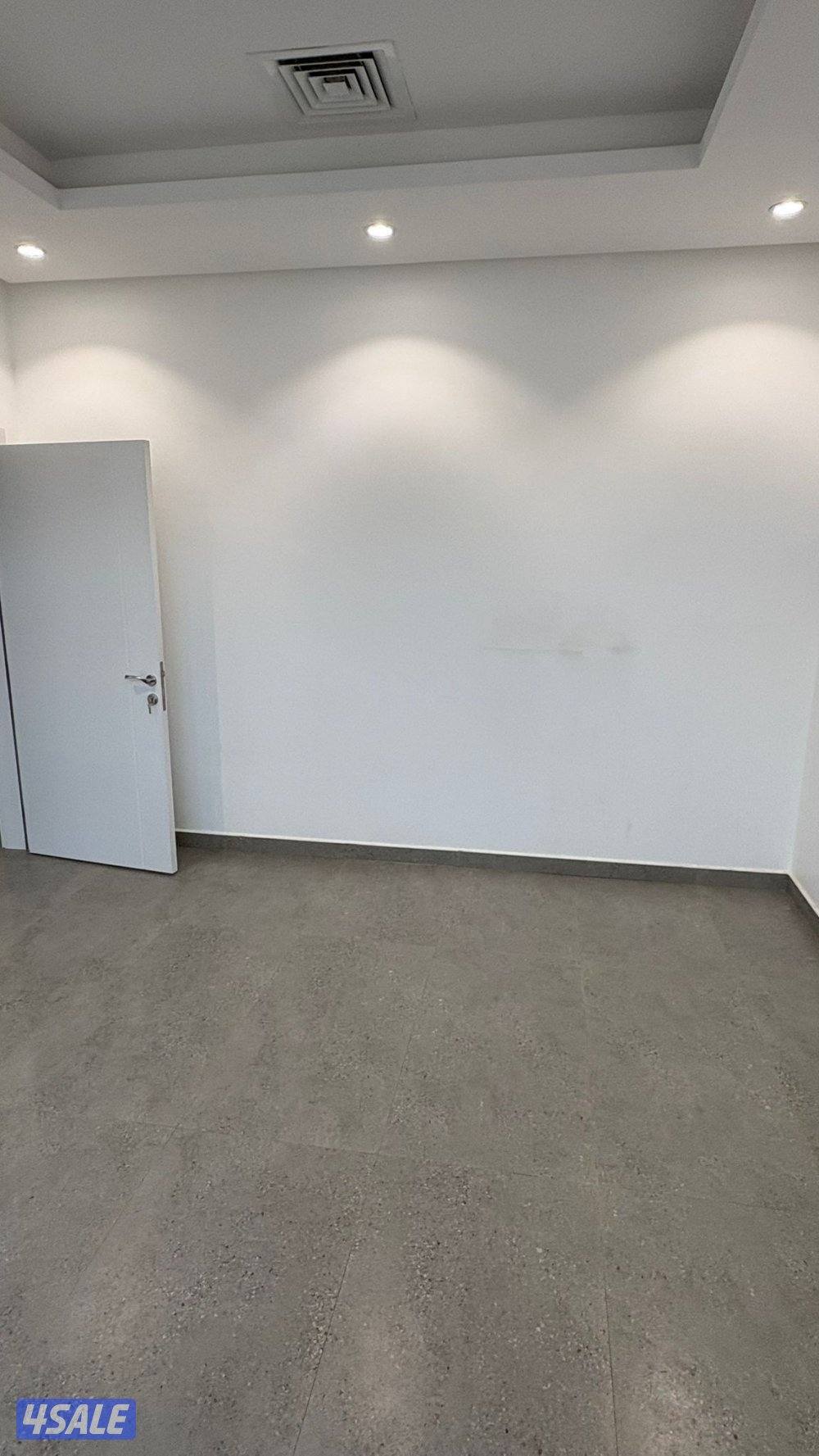 شقة ٣غ ٣خ مطبخ وصالة وغ خ12