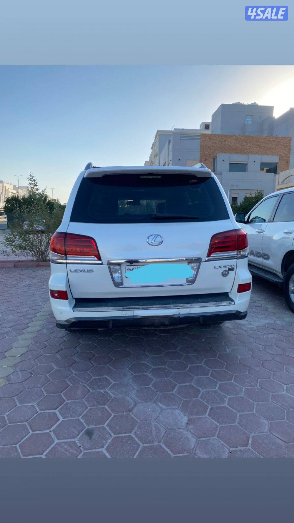 للبيع لكزز1