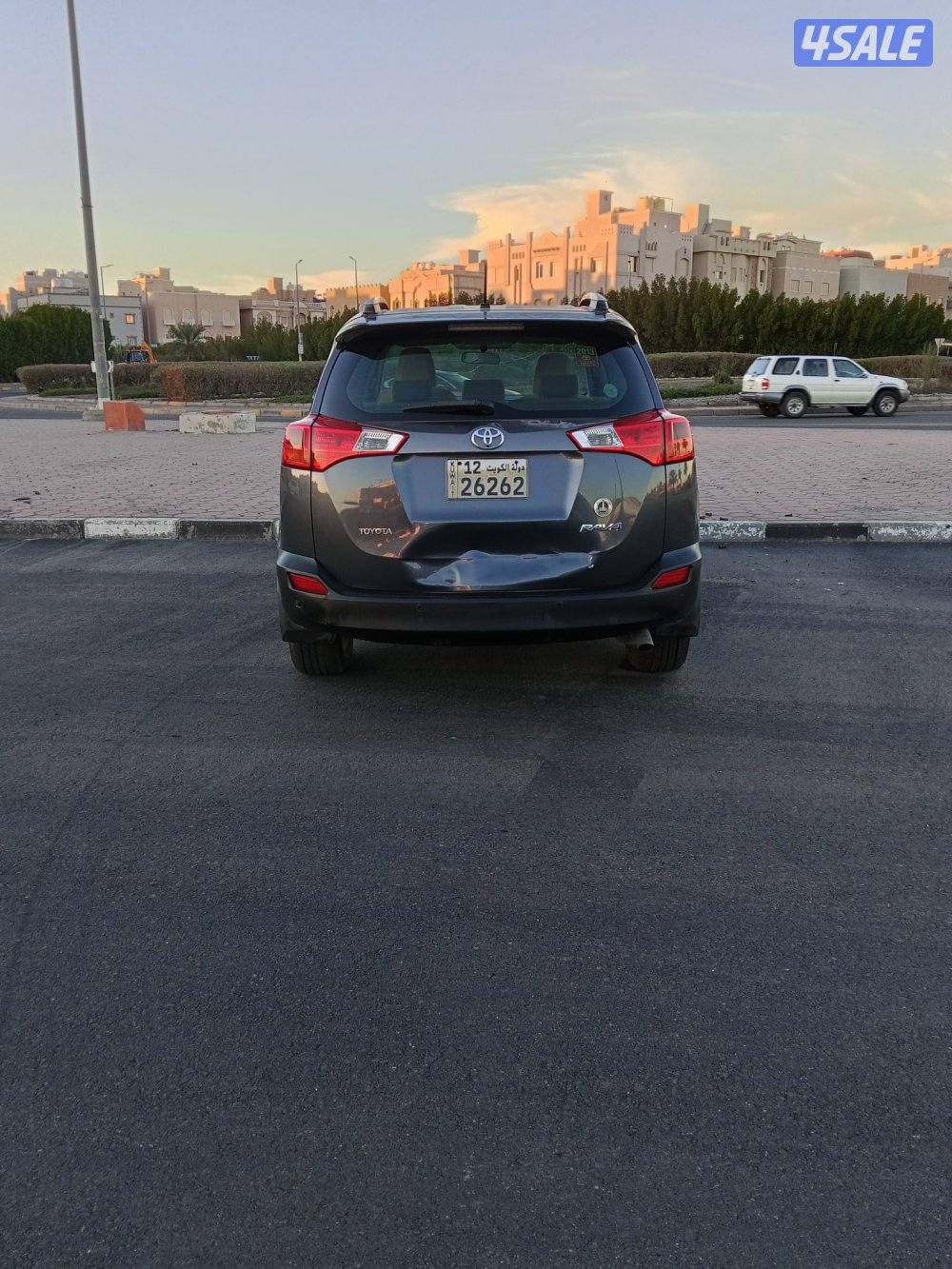 للبيع RAV4  موديل 201310