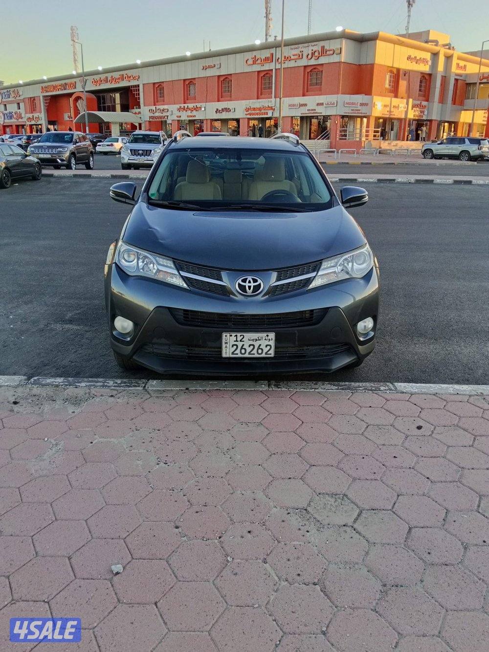 للبيع RAV4  موديل 201313