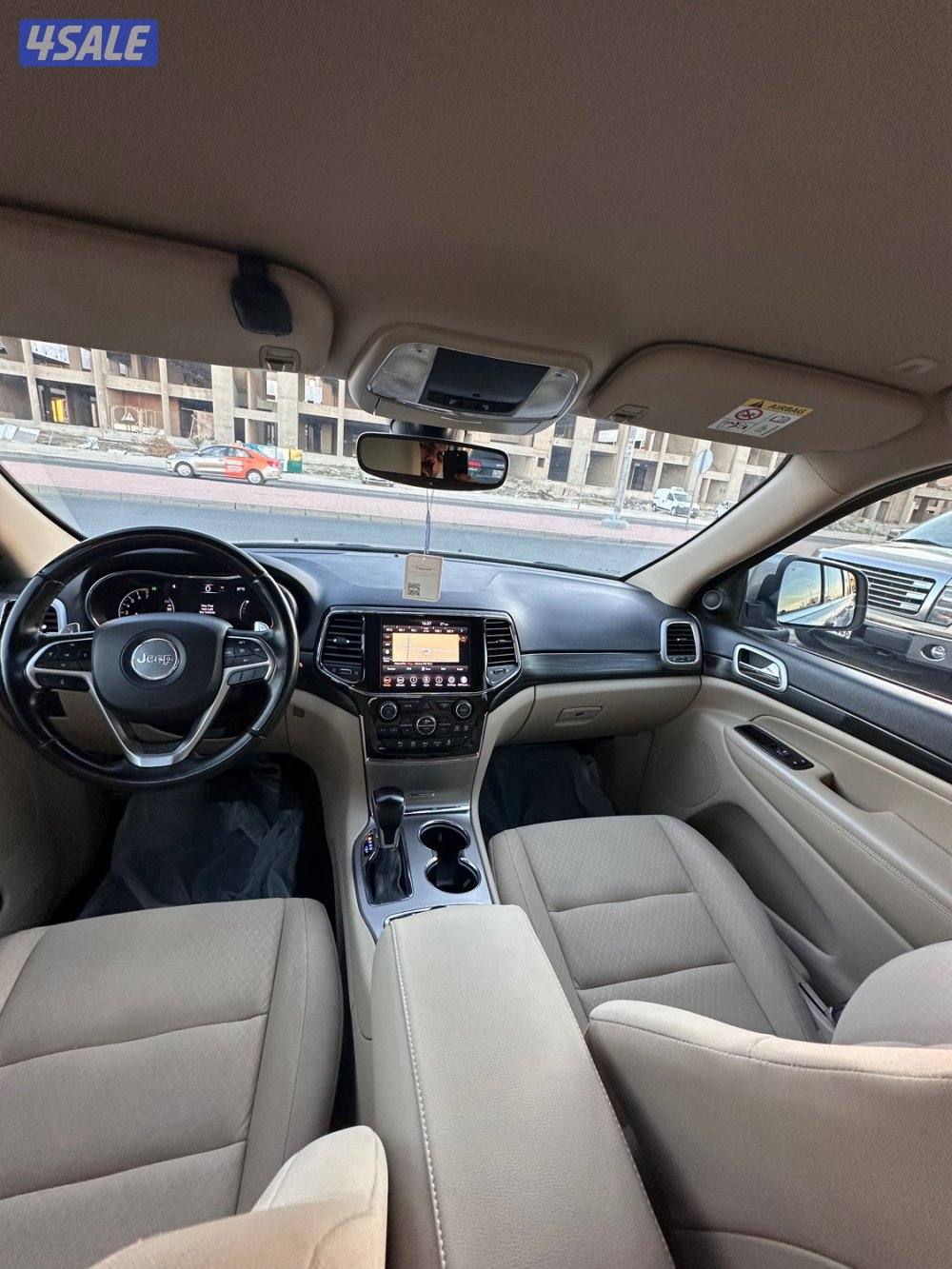 🚘 جراند شيروكي لاريدو 20217