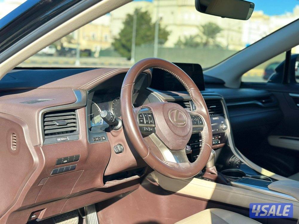 لكزس RX 350
موديل 2020
عداد: 75 الف8