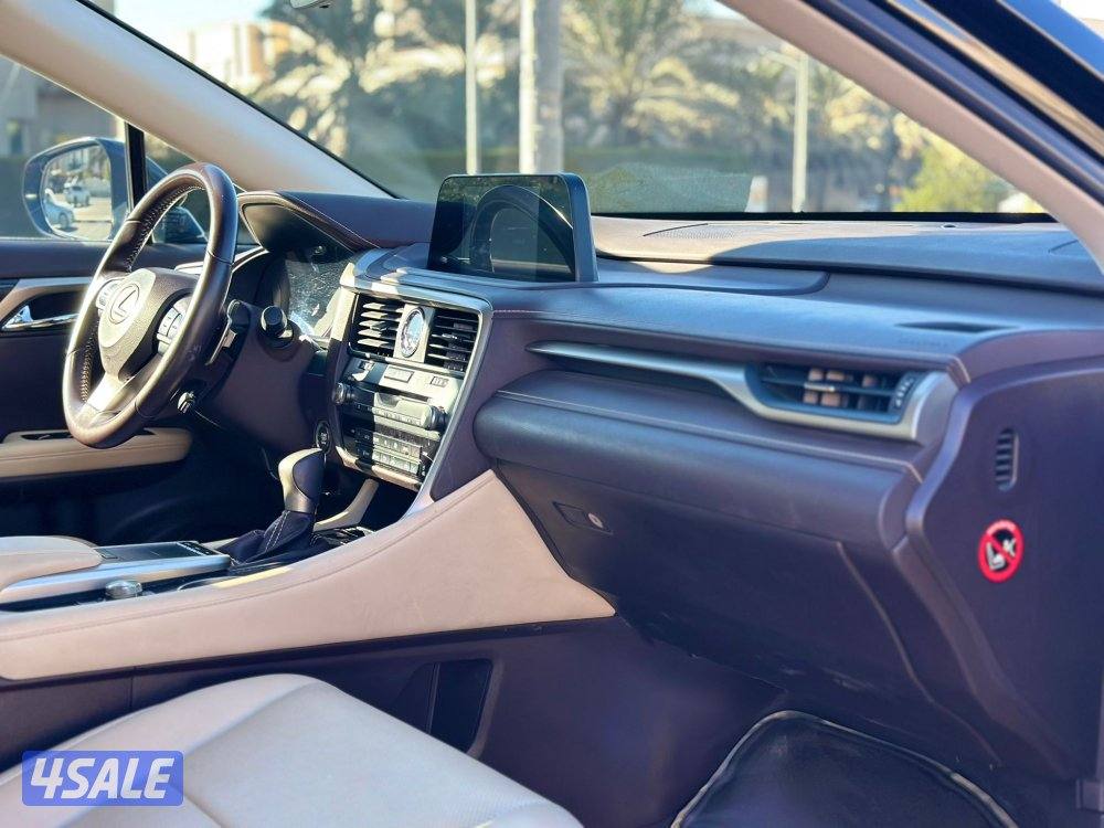 لكزس RX 350
موديل 2020
عداد: 75 الف11