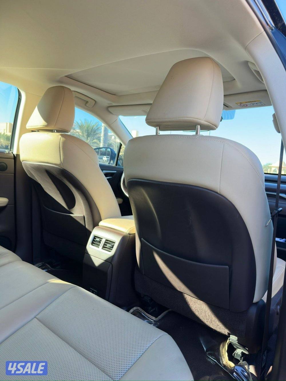 لكزس RX 350
موديل 2020
عداد: 75 الف13