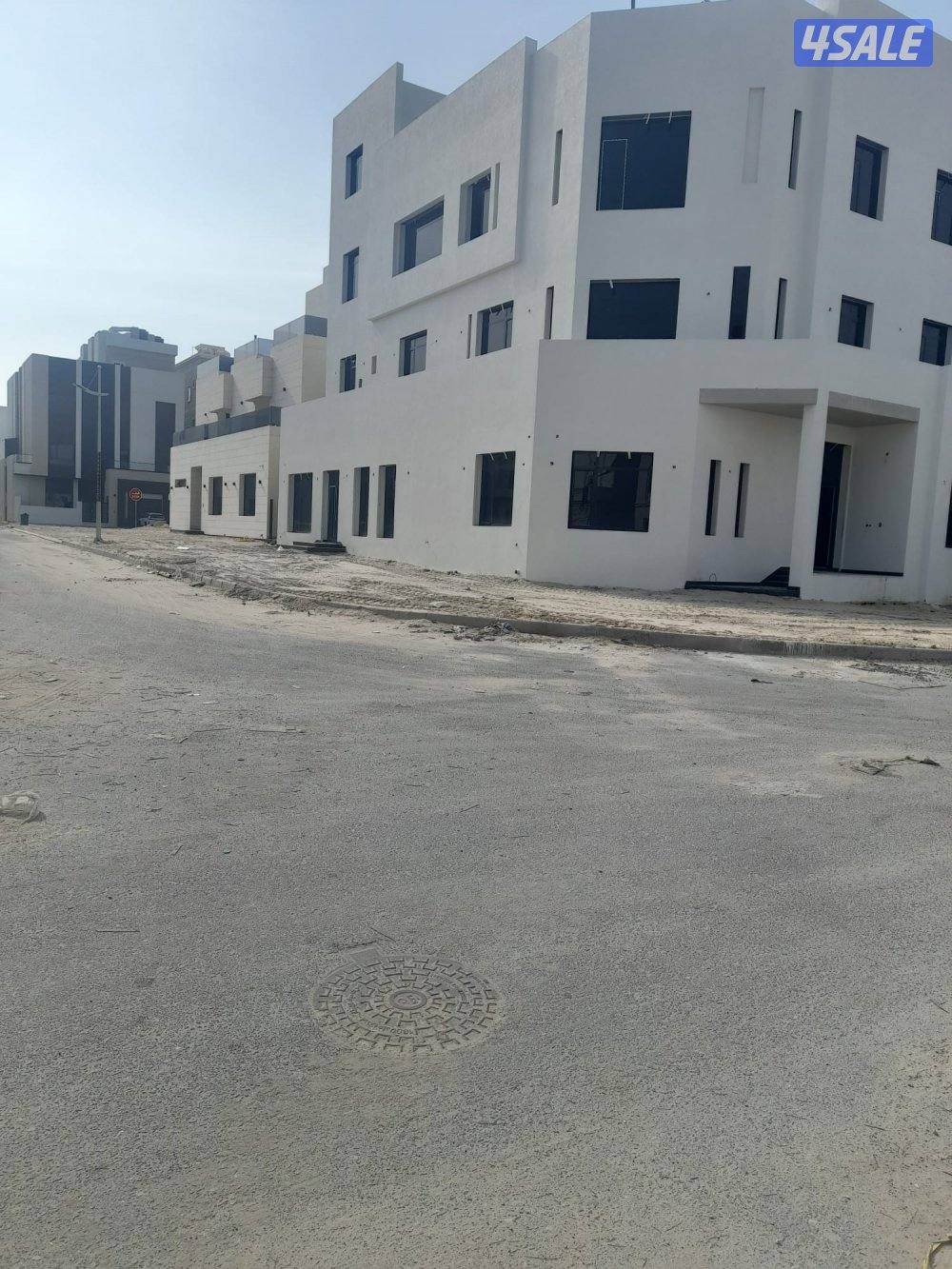 للإيجار شقق وادوار وقسايم غرب عبدالله مبارك جنوب عبدالله مبارك0