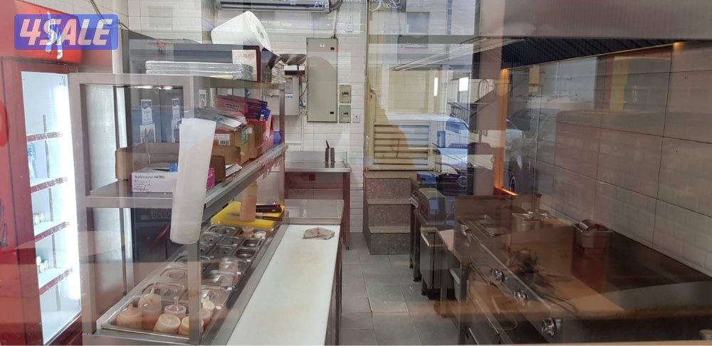 محل للبيع في صباح السالم6