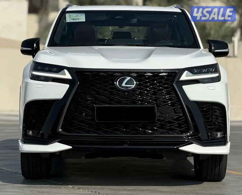 للبيع جيب لكزس 2026/600  F sport أبيض0