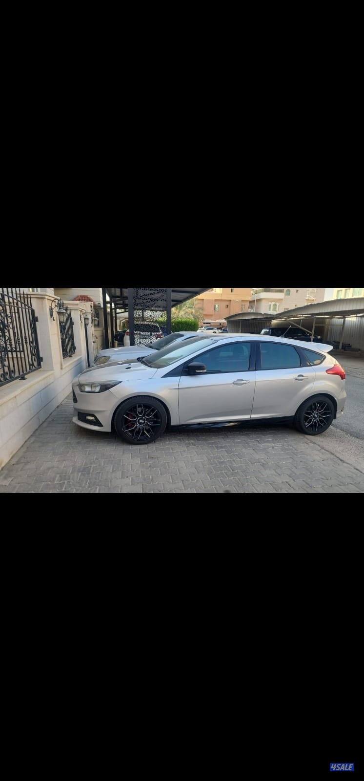 للبيع فورد فوكس ST تيربو موديل 20180