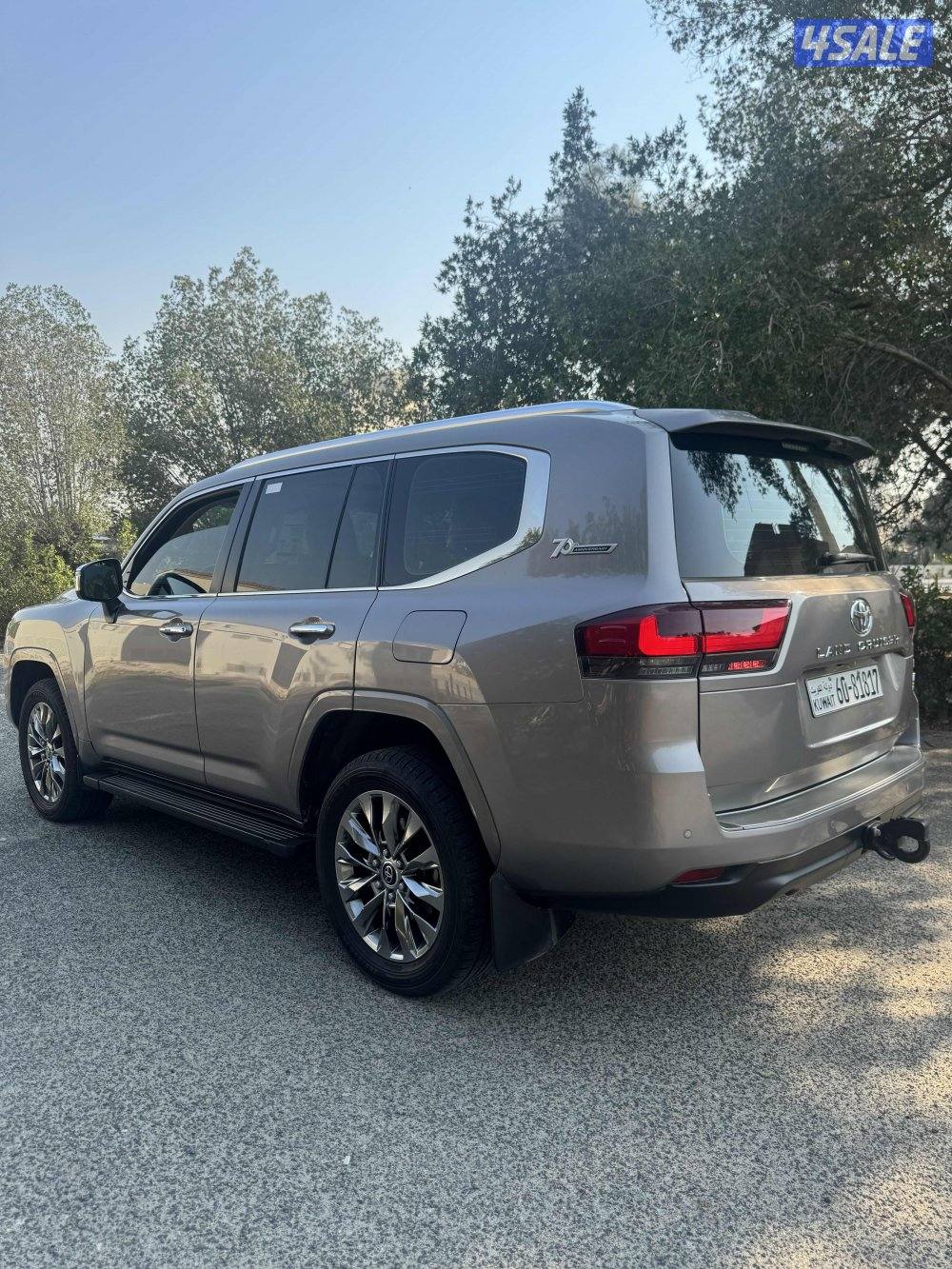 للبيع لاند كروز VX عداد 75 الف صبغ الوكالة2