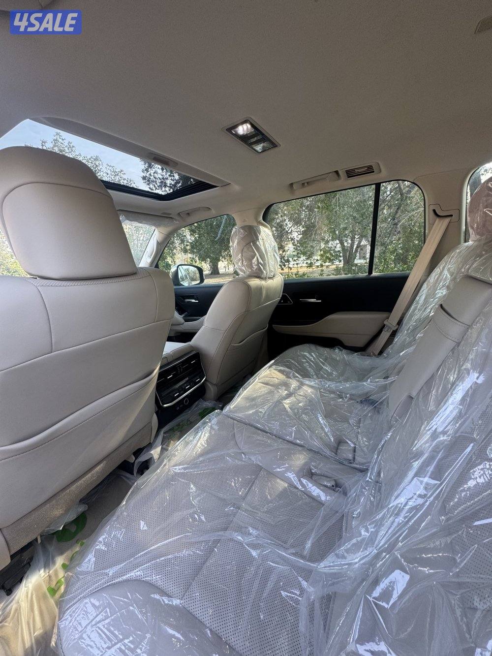 للبيع لاند كروز VX عداد 75 الف صبغ الوكالة6