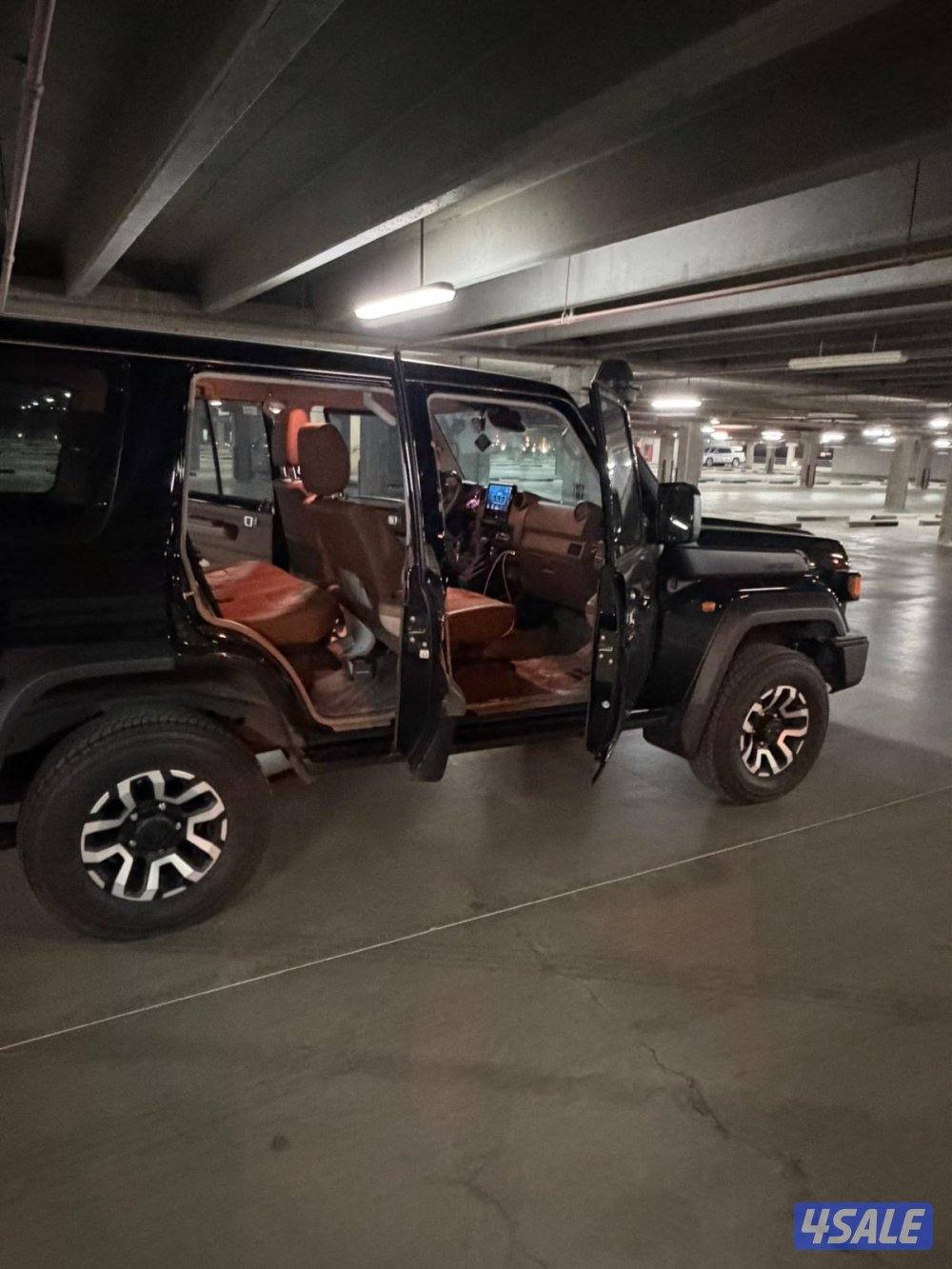 للبيع نص تويوتا lc7610