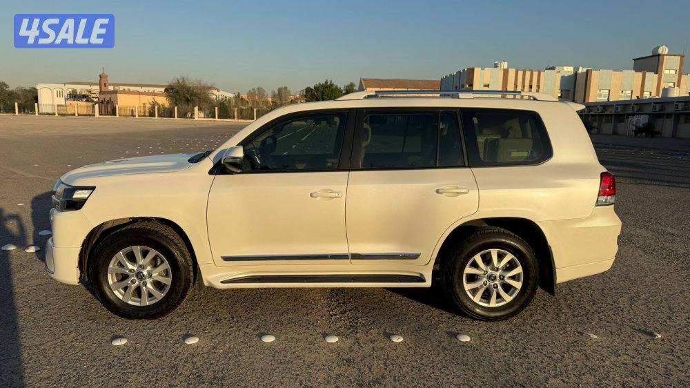 بيعة سريعة جدا.. الموتر نظيف جدا. فل ابوشن شرط الفحص جير مكينة قير ..8