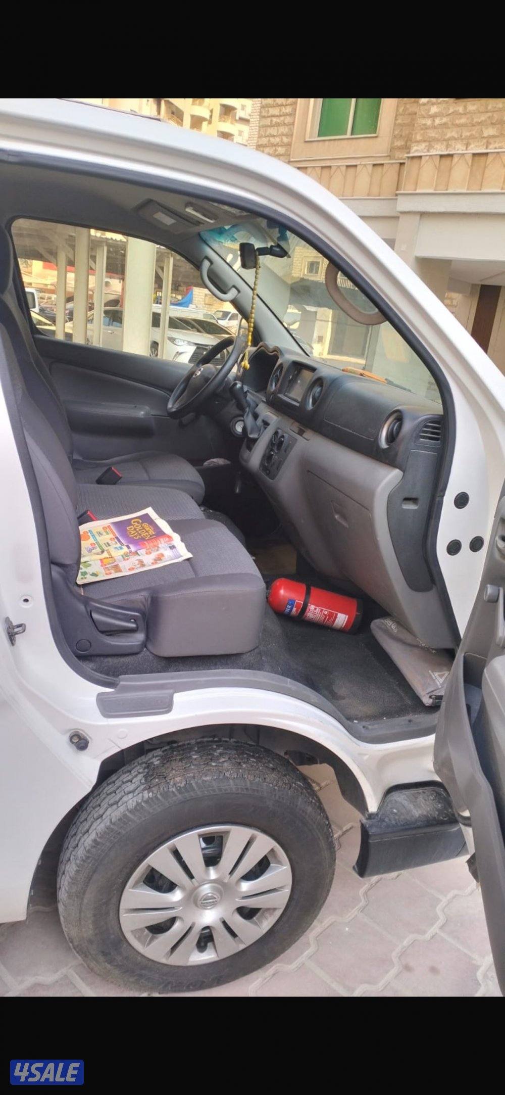 للبيع باص نيسان اورفان موديل ٢٠٢٠2