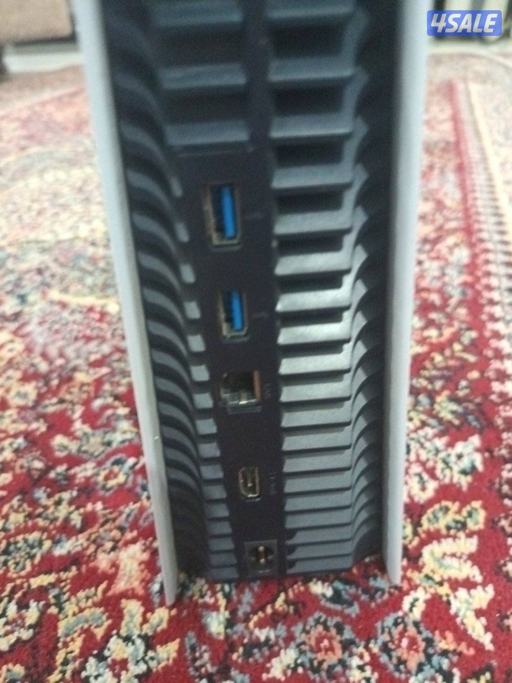 سوني ٥ ديجتال مع كيبورد بدون سوشتات ويد سوني نضيف ومو مفكوك مستعمل2