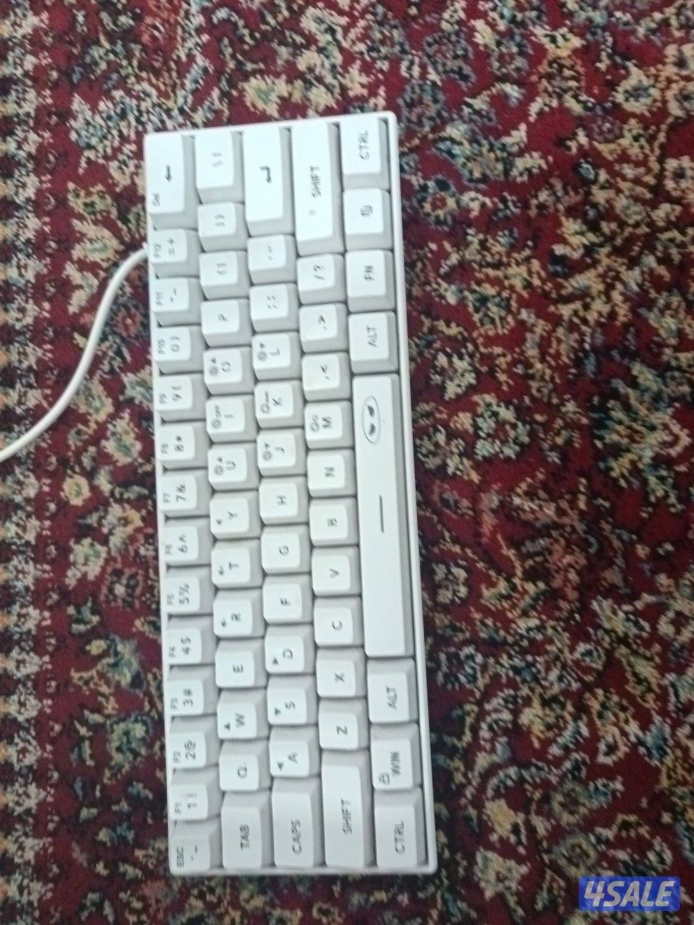 سوني ٥ ديجتال مع كيبورد بدون سوشتات ويد سوني نضيف ومو مفكوك مستعمل4