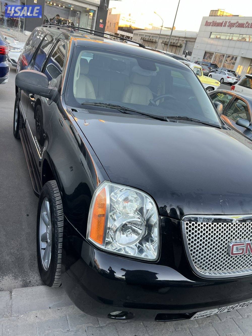 يوكن سبربان ٢٠١٢ XL جلد شاشه رنقات دنلي شبك دنلي سياره نضافه ممتازه8