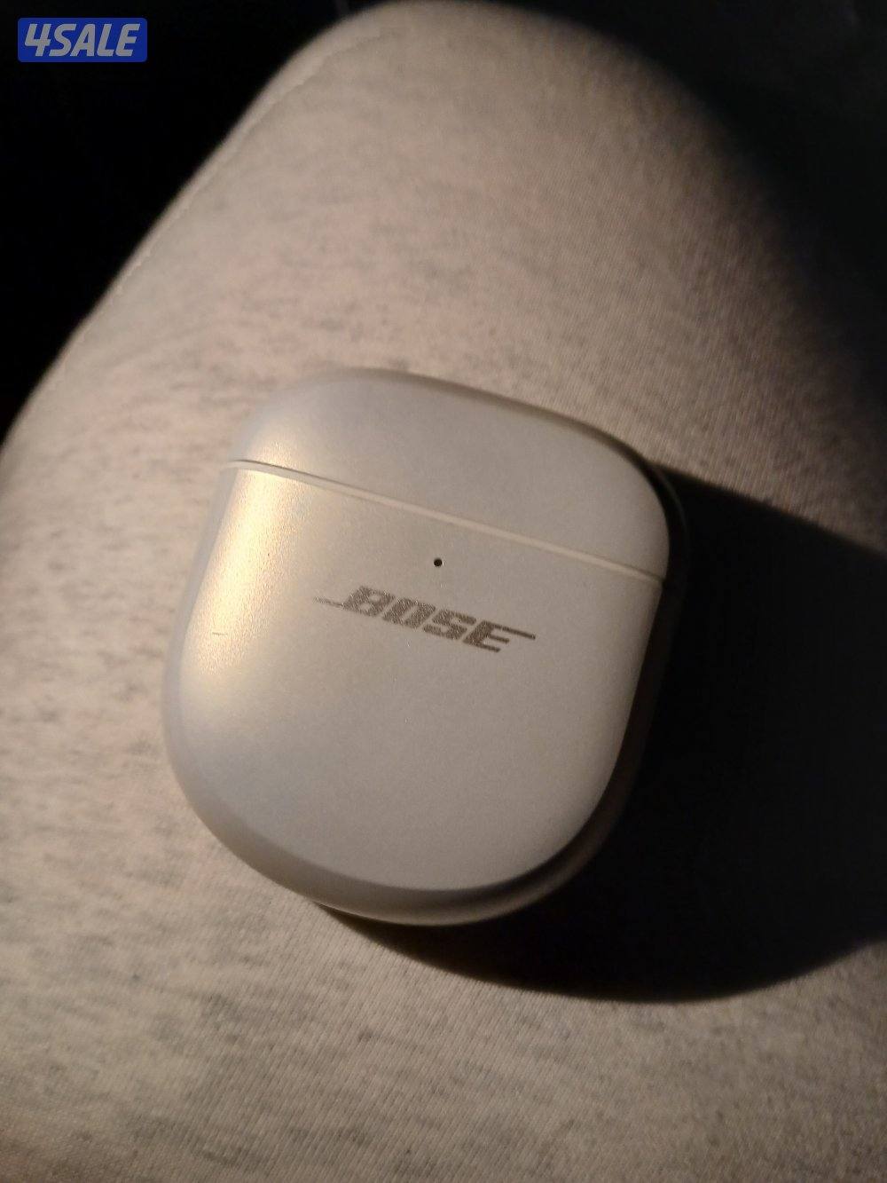 للبيع سماعة bose comfort ultra earbuds0