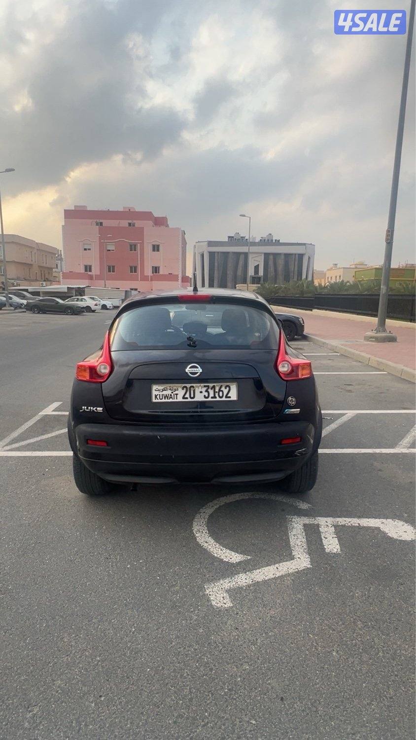 للبيع جيب نيسان جوك3