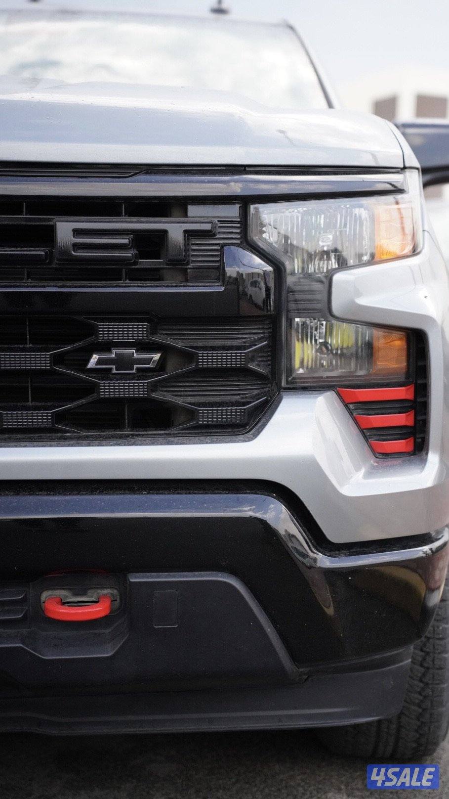 للبيع او للبدل سلفرادو موديل ٢٤0