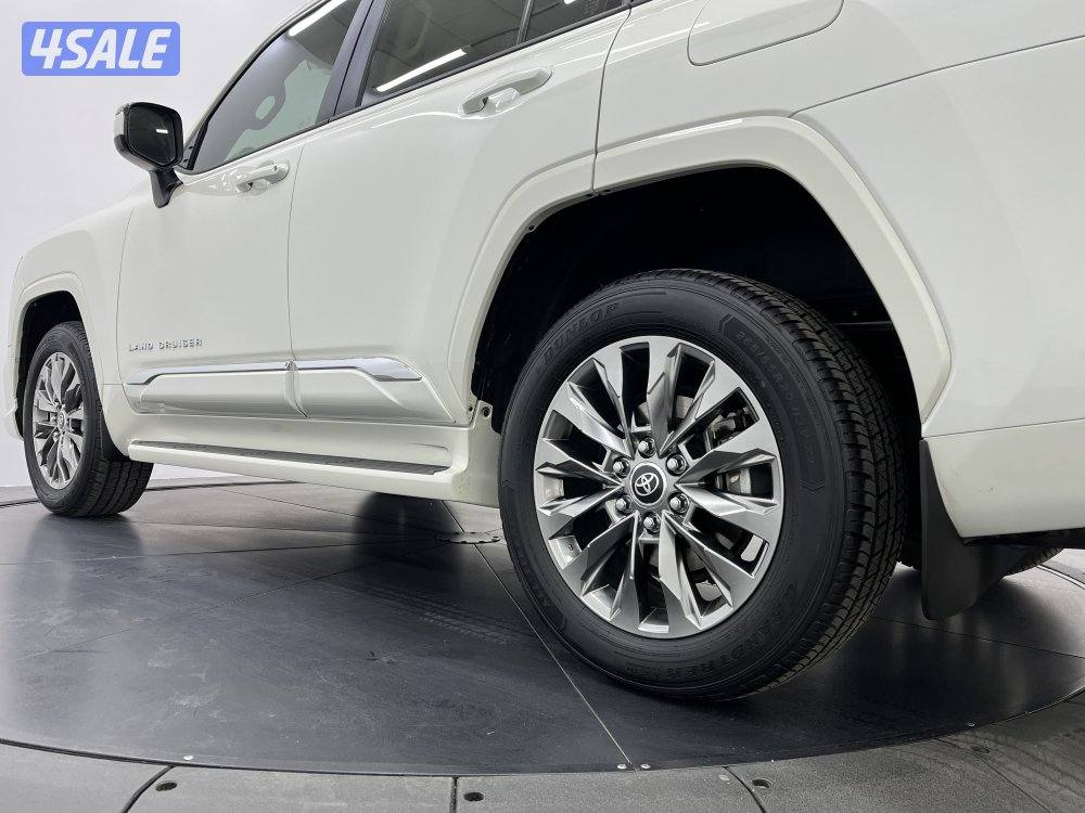 TOYOTA LAND CRUISER GXRAL 6CYL 3.5 TURBO9